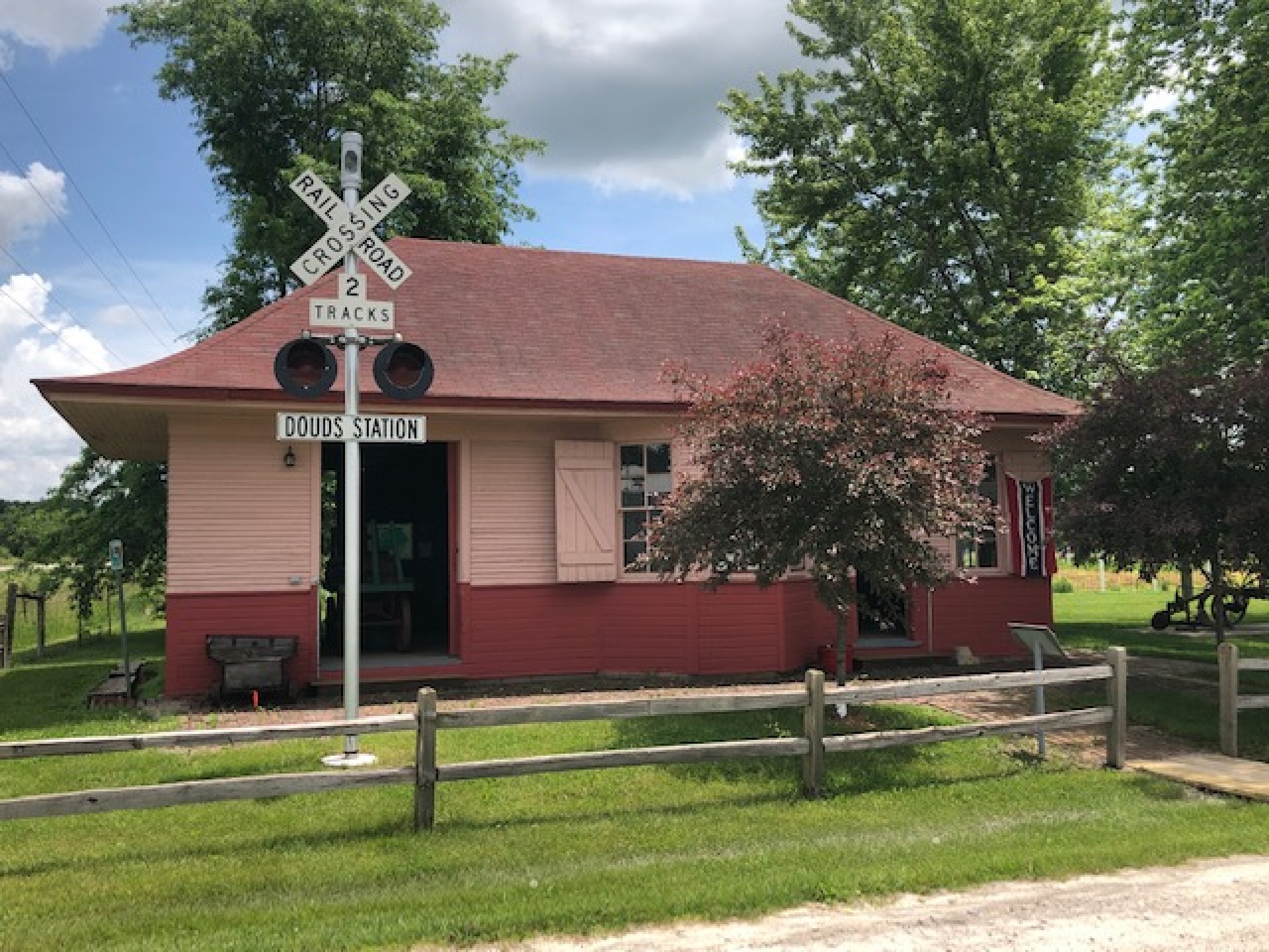 Douds Depot