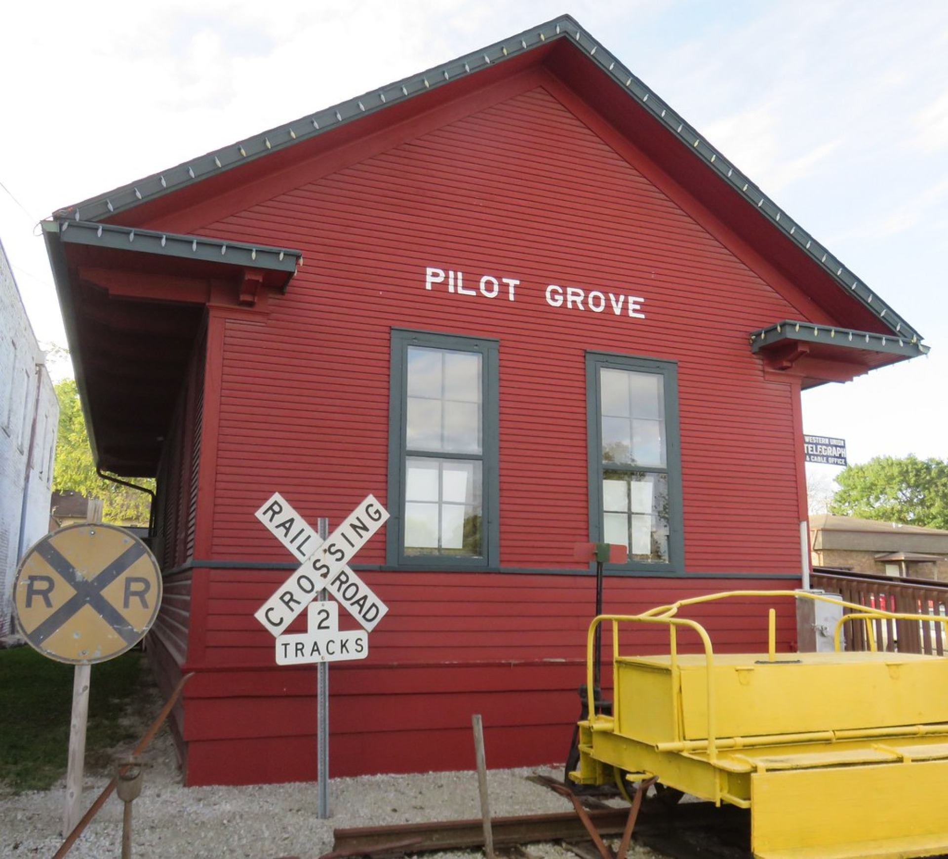 Pilot Grove