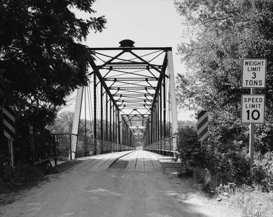 Kilbourne Bridge photo